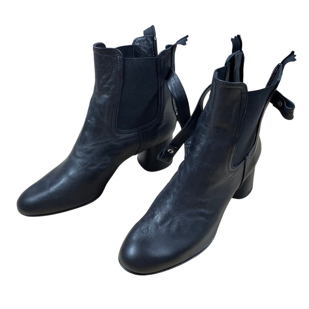 AGL Lisa Black Leather Back Zip Heeled Bootie MISSING METAL CLOSURE Size 35